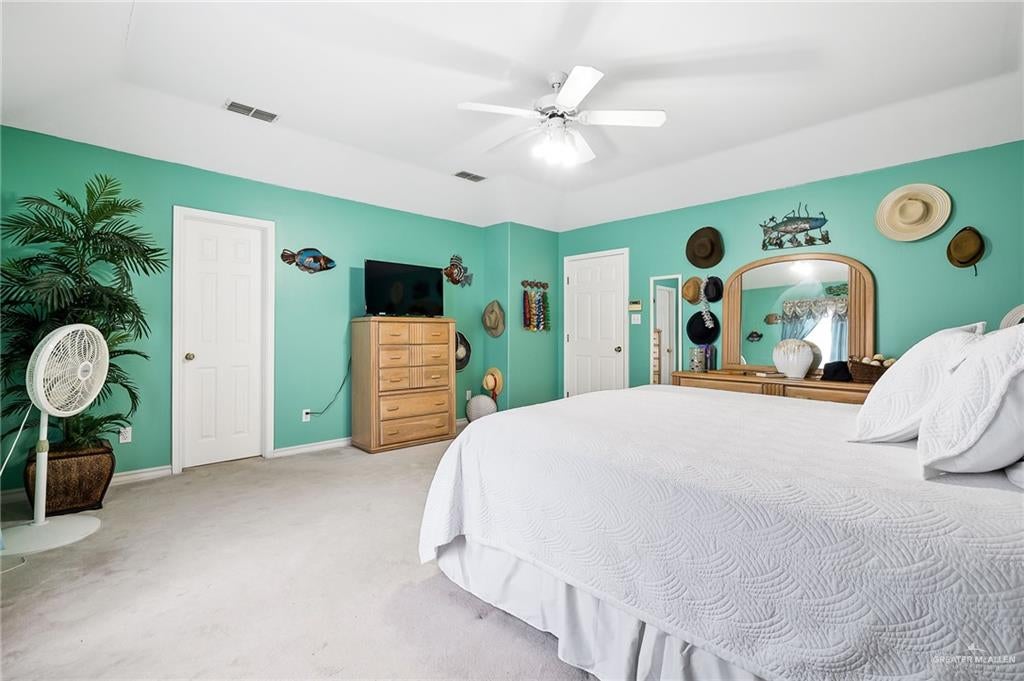 South Padre Island, Texas, 78597, United States, ,4 BathroomsBathrooms,Residential,Active,1769571