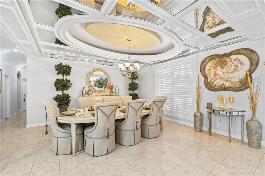 Mission, Texas, 78573, United States, 5 Bedrooms Bedrooms, ,6 BathroomsBathrooms,Residential,Active,1942394