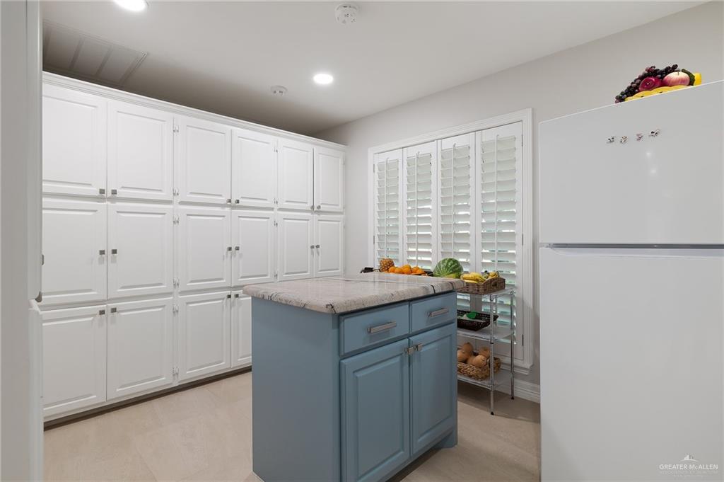 Mcallen, Texas, 78504, United States, 5 Bedrooms Bedrooms, ,5 BathroomsBathrooms,Residential,Active,1773198