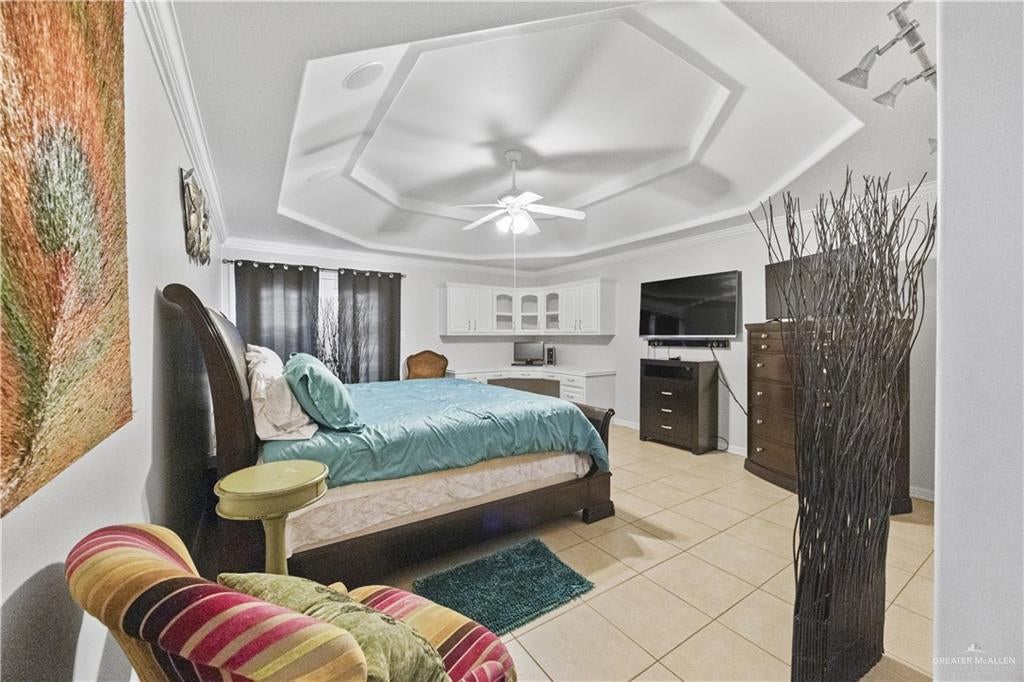 Mission, Texas, 78573, United States, 5 Bedrooms Bedrooms, ,6 BathroomsBathrooms,Residential,Active,1942394