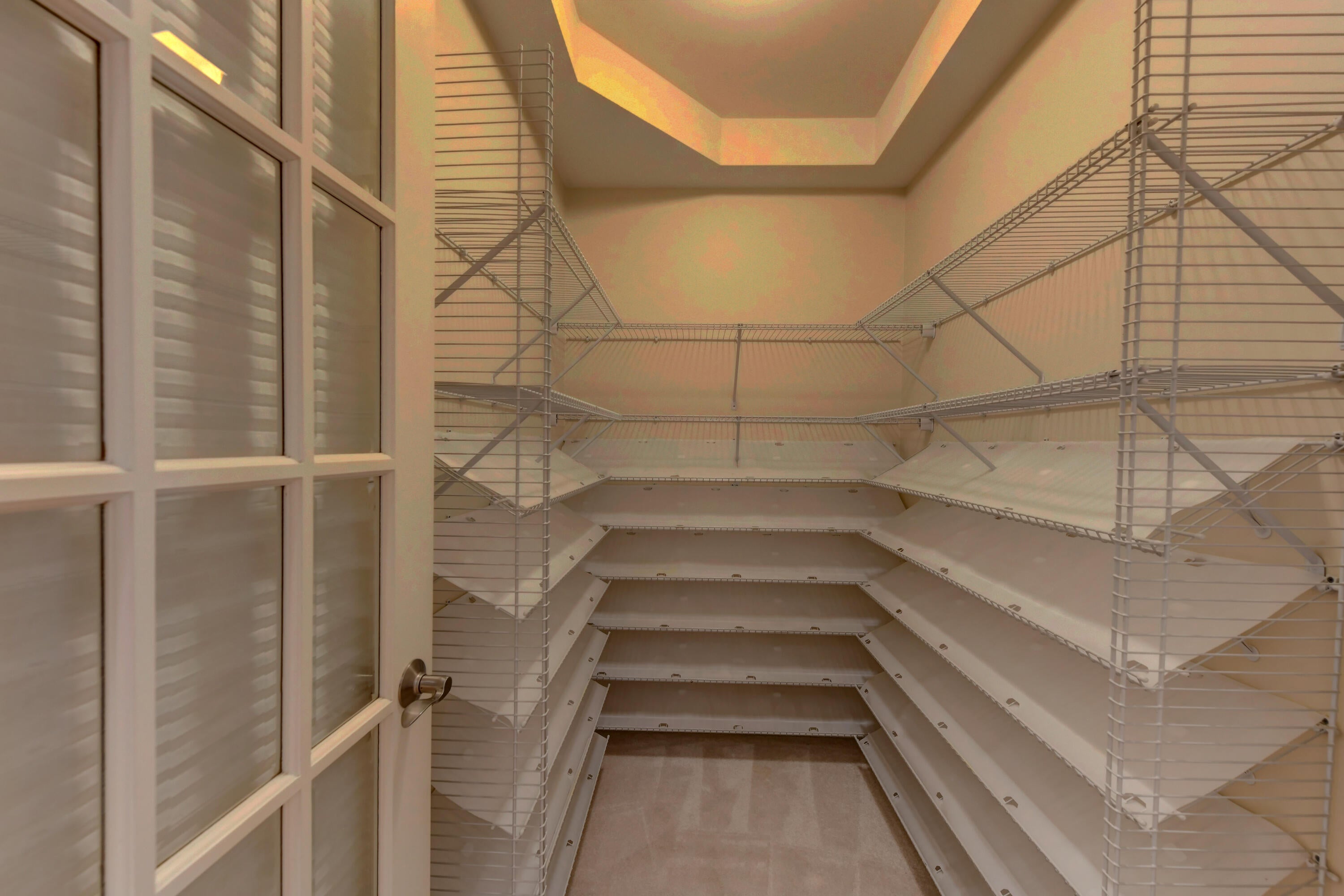 Munster, Indiana, 46321, United States, 7 Bedrooms Bedrooms, ,7 BathroomsBathrooms,Residential,Active,1910154