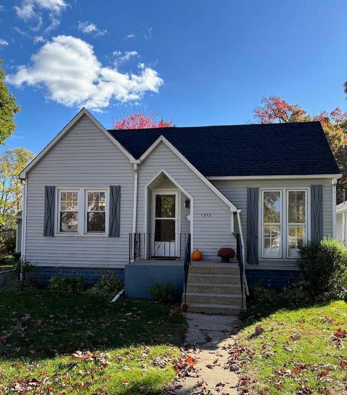 1313 E CLEVELAND AVE, HOBART, IN 46342 Condo/Townhome For Sale MLS