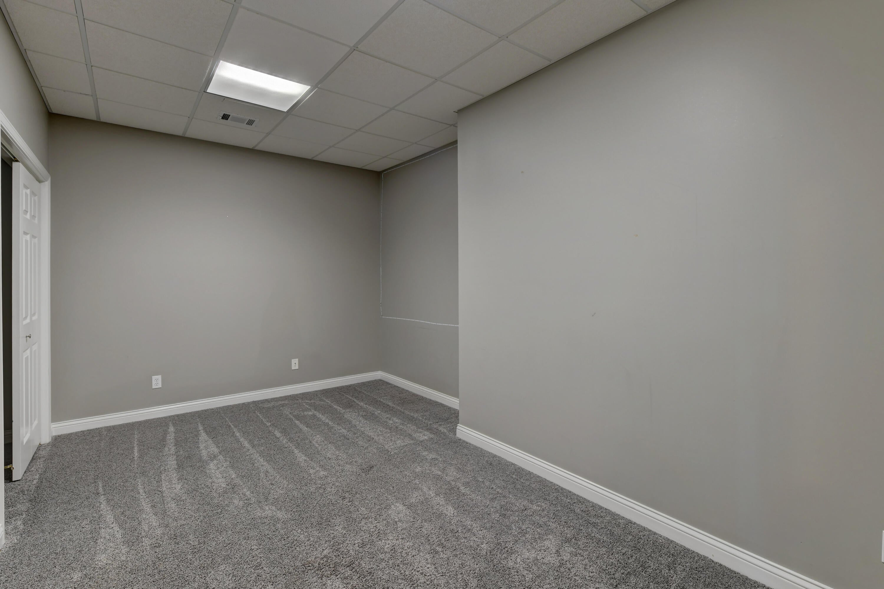 Munster, Indiana, 46321, United States, 7 Bedrooms Bedrooms, ,7 BathroomsBathrooms,Residential,Active,1910154