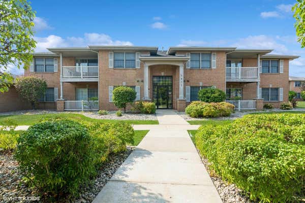 9835 WILDWOOD CIR APT 2A, MUNSTER, IN 46321 - Image 1