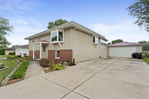 5541 ROBBINS AVE, PORTAGE, IN 46368 - Image 1