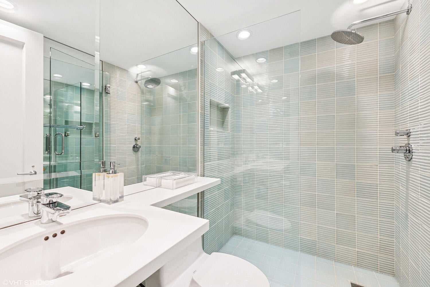 Valparaiso, Indiana, 46385, United States, ,4 BathroomsBathrooms,Residential,Active,1781853