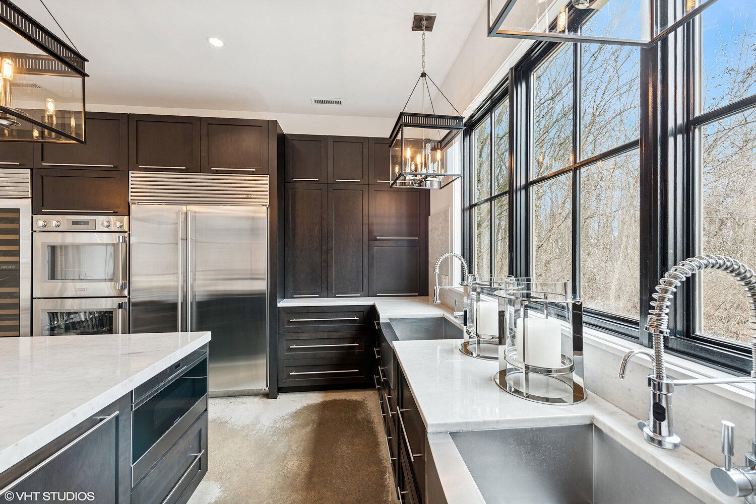 Valparaiso, Indiana, 46385, United States, ,4 BathroomsBathrooms,Residential,Active,1781853