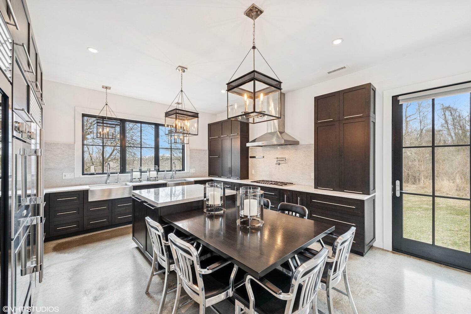 Valparaiso, Indiana, 46385, United States, ,4 BathroomsBathrooms,Residential,Active,1781853