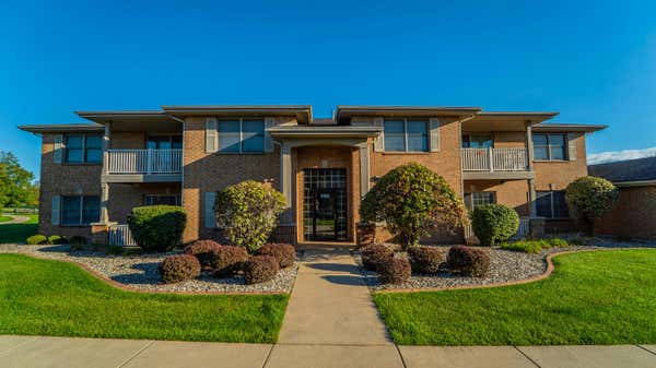 9743 WILDWOOD CT APT 2D, HIGHLAND, IN 46322 - Image 1