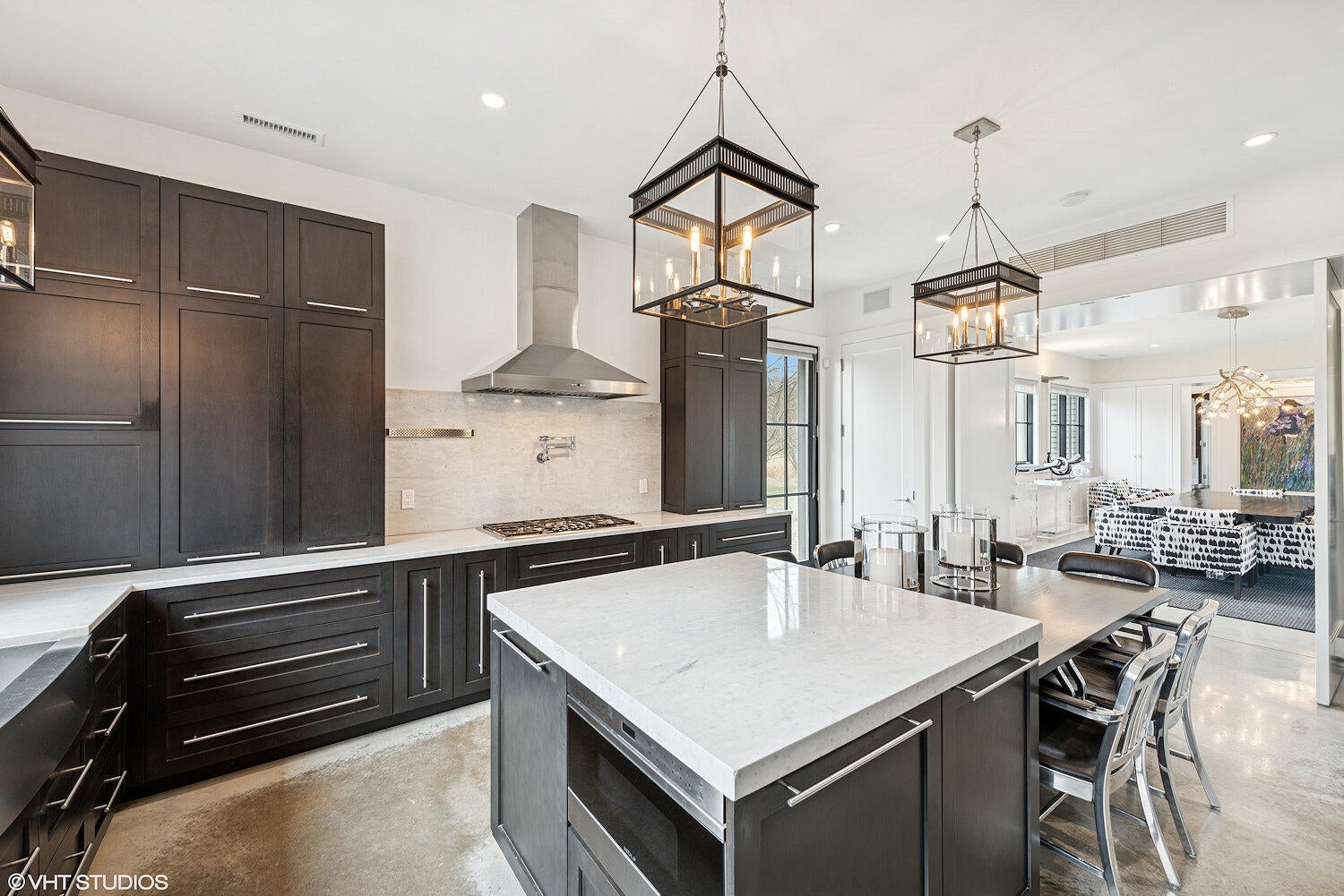 Valparaiso, Indiana, 46385, United States, ,4 BathroomsBathrooms,Residential,Active,1781853