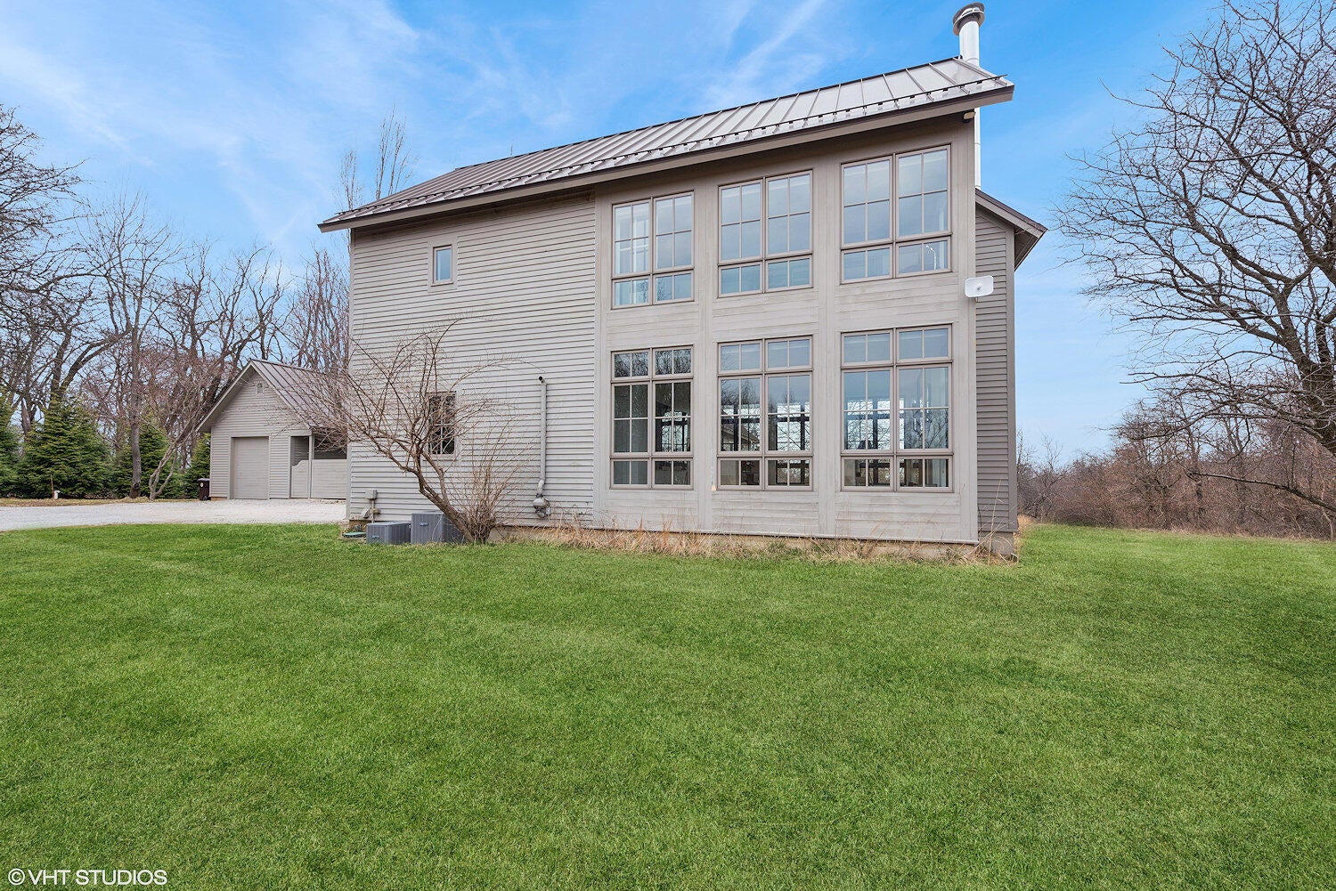 Valparaiso, Indiana, 46385, United States, ,4 BathroomsBathrooms,Residential,Active,1781853