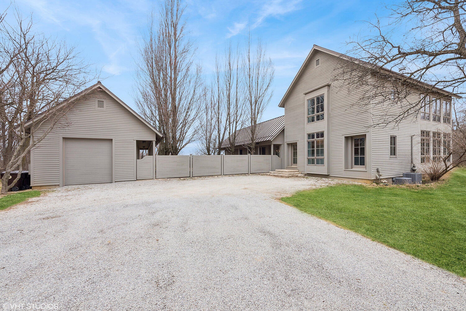 Valparaiso, Indiana, 46385, United States, ,4 BathroomsBathrooms,Residential,Active,1781853