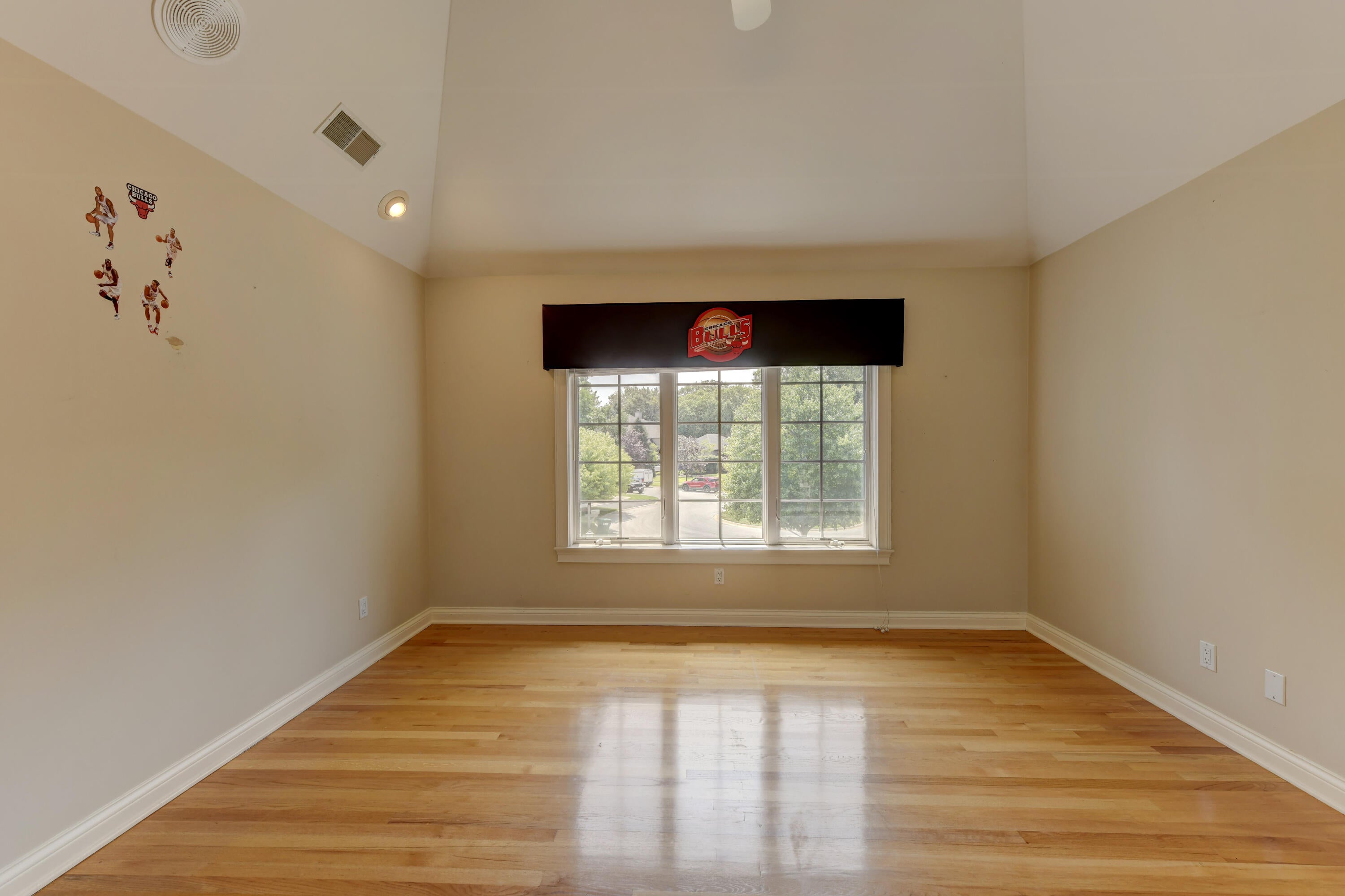 Munster, Indiana, 46321, United States, 7 Bedrooms Bedrooms, ,7 BathroomsBathrooms,Residential,Active,1910154