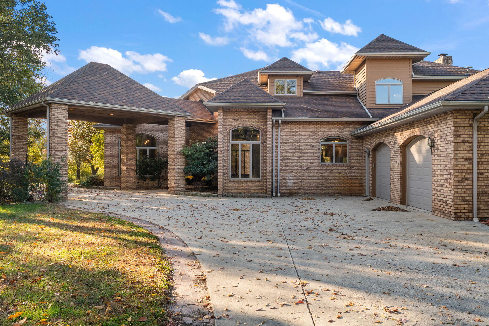 Wheatfield, Indiana, 46392, United States, 7 Bedrooms Bedrooms, ,7 BathroomsBathrooms,Residential,Active,1973293