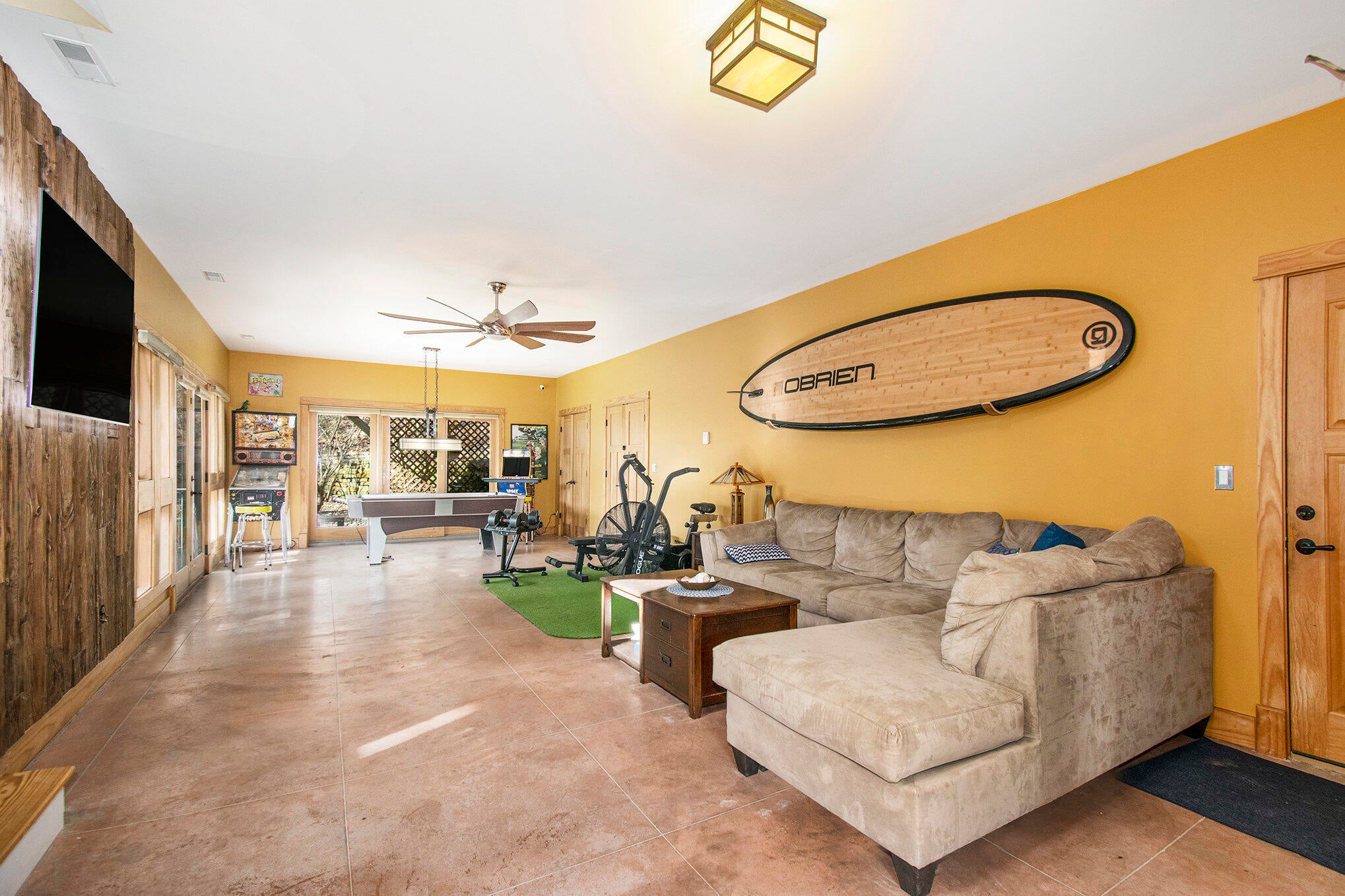 Michigan City, Indiana, 46360, United States, ,4 BathroomsBathrooms,Residential,Active,1771421