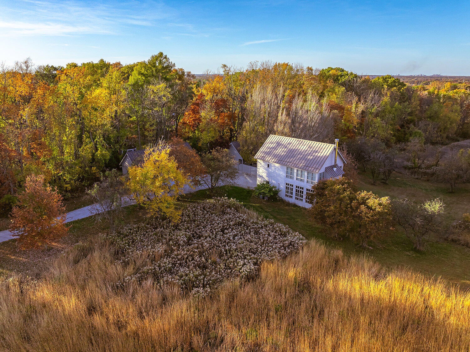 Valparaiso, Indiana, 46385, United States, ,4 BathroomsBathrooms,Residential,Active,1781853