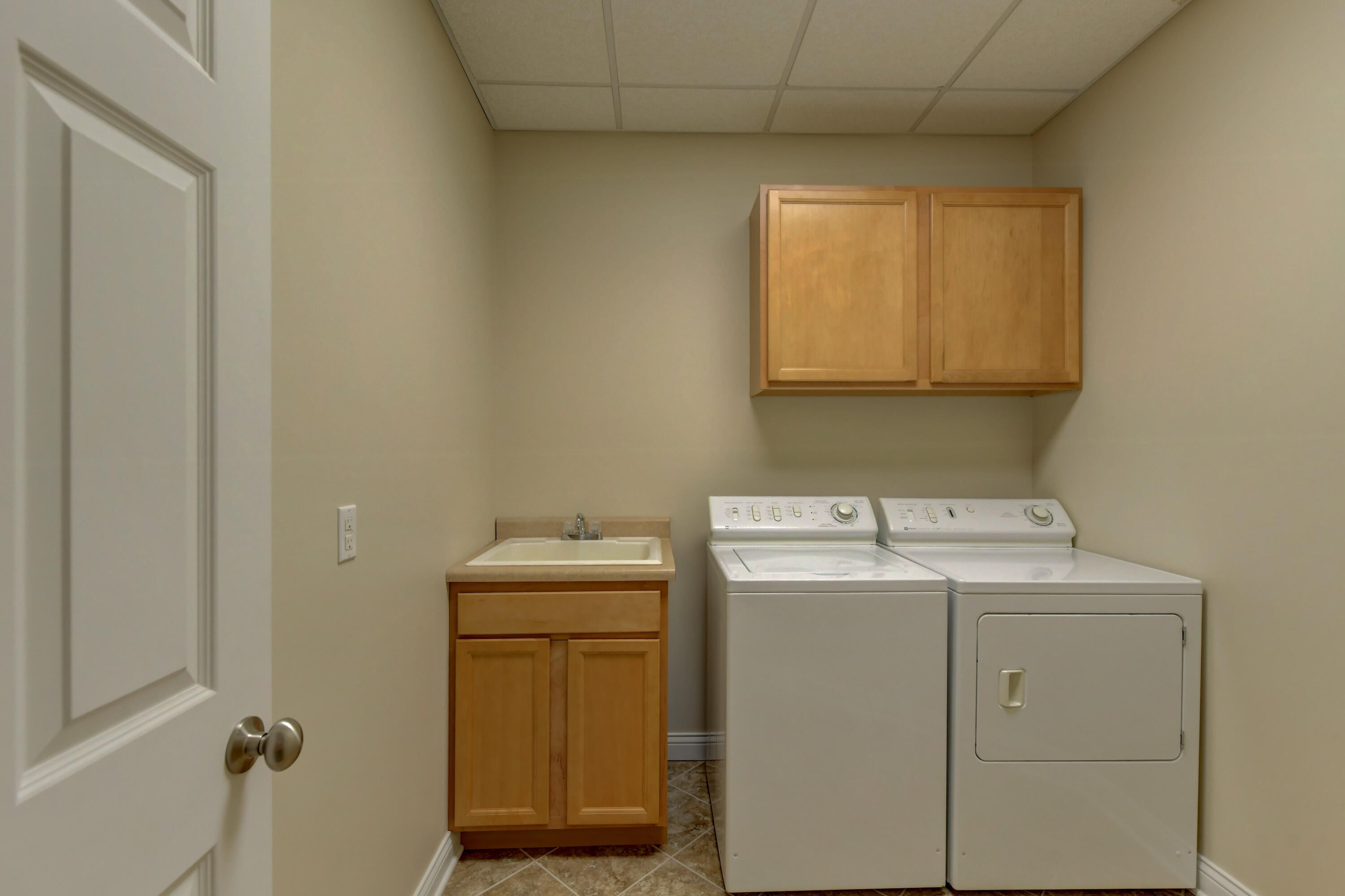 Munster, Indiana, 46321, United States, 7 Bedrooms Bedrooms, ,7 BathroomsBathrooms,Residential,Active,1910154