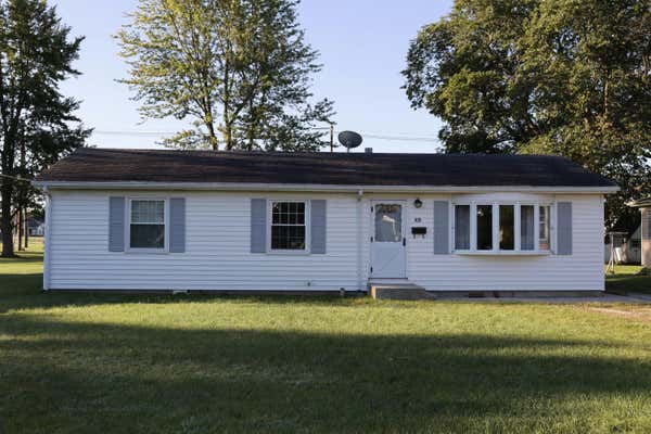 635 W FLEMING BLVD, RENSSELAER, IN 47978 - Image 1