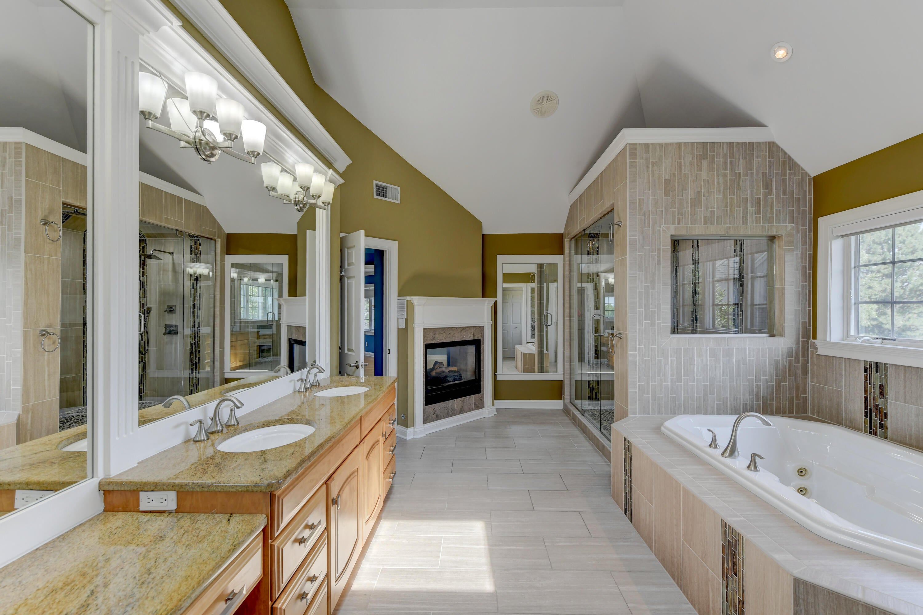 Munster, Indiana, 46321, United States, 7 Bedrooms Bedrooms, ,7 BathroomsBathrooms,Residential,Active,1910154