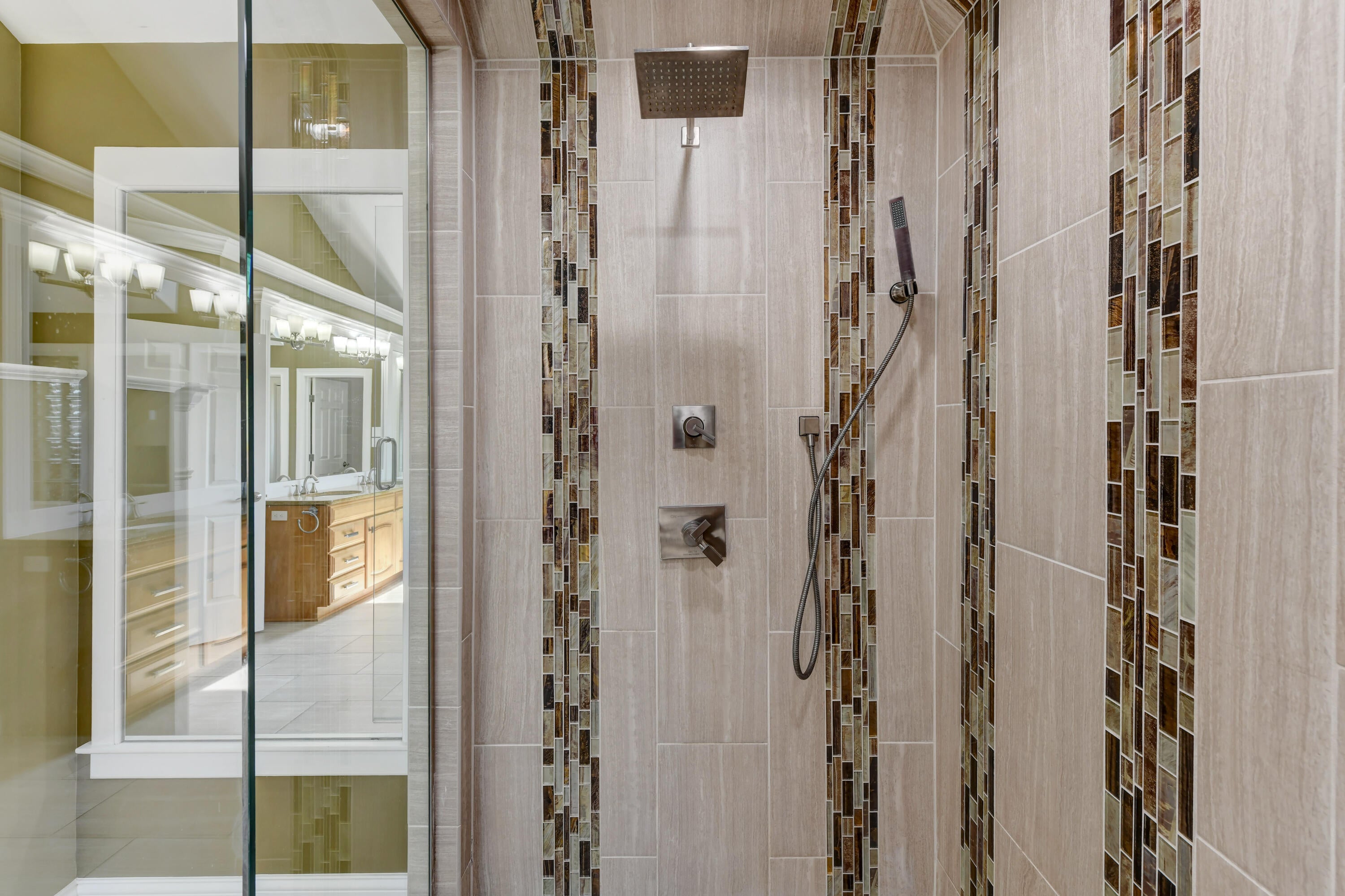 Munster, Indiana, 46321, United States, 7 Bedrooms Bedrooms, ,7 BathroomsBathrooms,Residential,Active,1910154