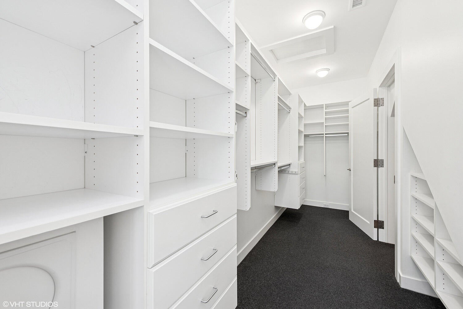 Valparaiso, Indiana, 46385, United States, ,4 BathroomsBathrooms,Residential,Active,1781853