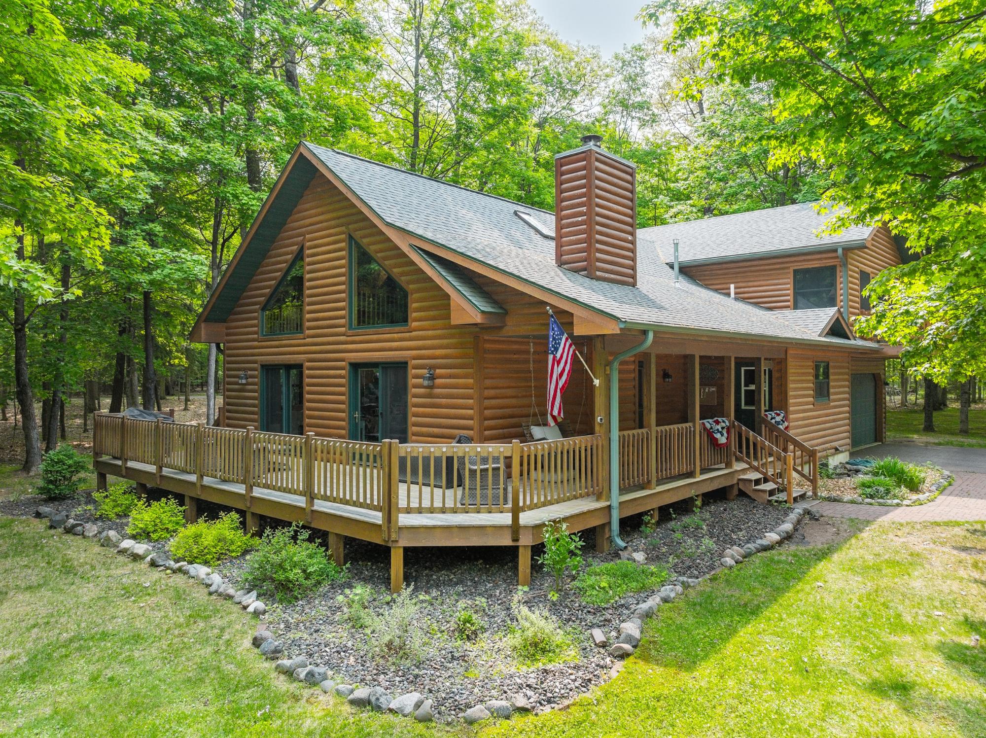 Eagle River, Wisconsin, 54521, United States, 4 Bedrooms Bedrooms, ,4 BathroomsBathrooms,Residential,Active,1899215