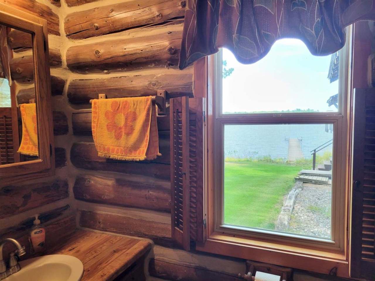 Manitowish Waters, Wisconsin, 54545, United States, ,3 BathroomsBathrooms,Residential,Active,1798211