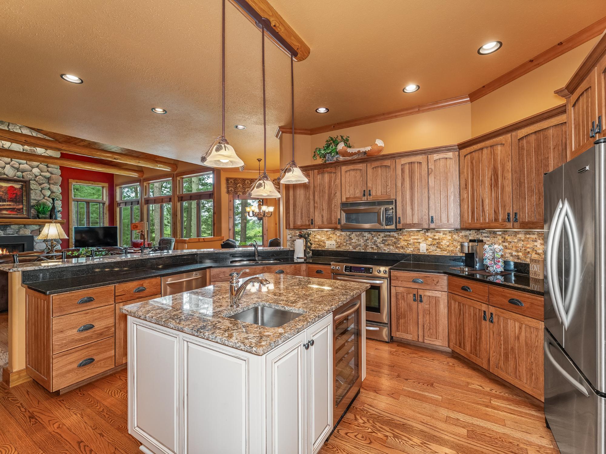 Manitowish Waters, Wisconsin, 54545, United States, 4 Bedrooms Bedrooms, ,5 BathroomsBathrooms,Residential,Active,1973556