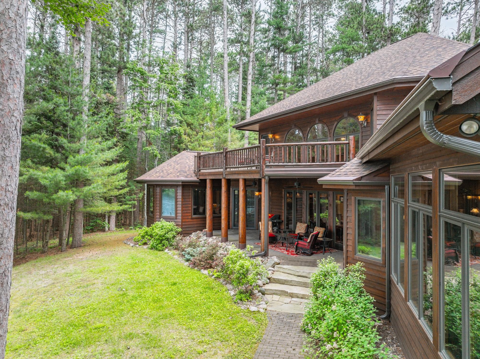 Manitowish Waters, Wisconsin, 54545, United States, 4 Bedrooms Bedrooms, ,5 BathroomsBathrooms,Residential,Active,1973556