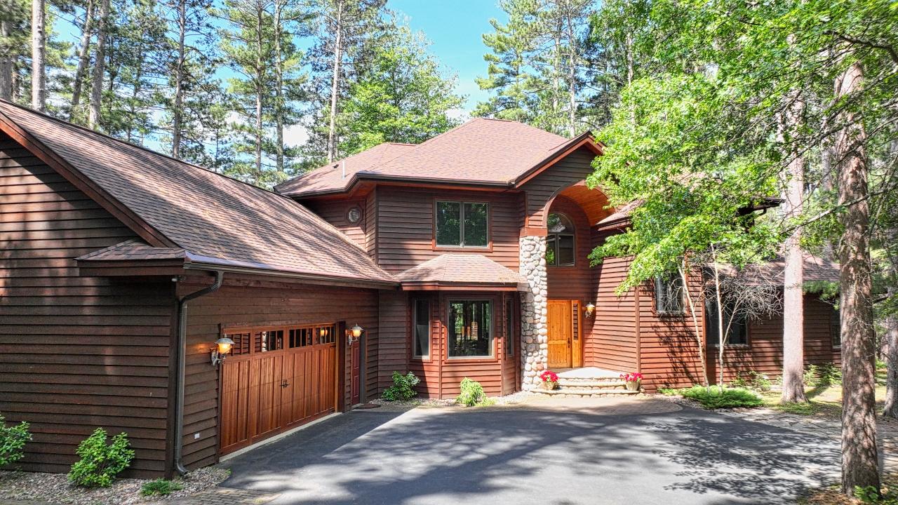 Manitowish Waters, Wisconsin, 54545, United States, 4 Bedrooms Bedrooms, ,5 BathroomsBathrooms,Residential,Active,1973556