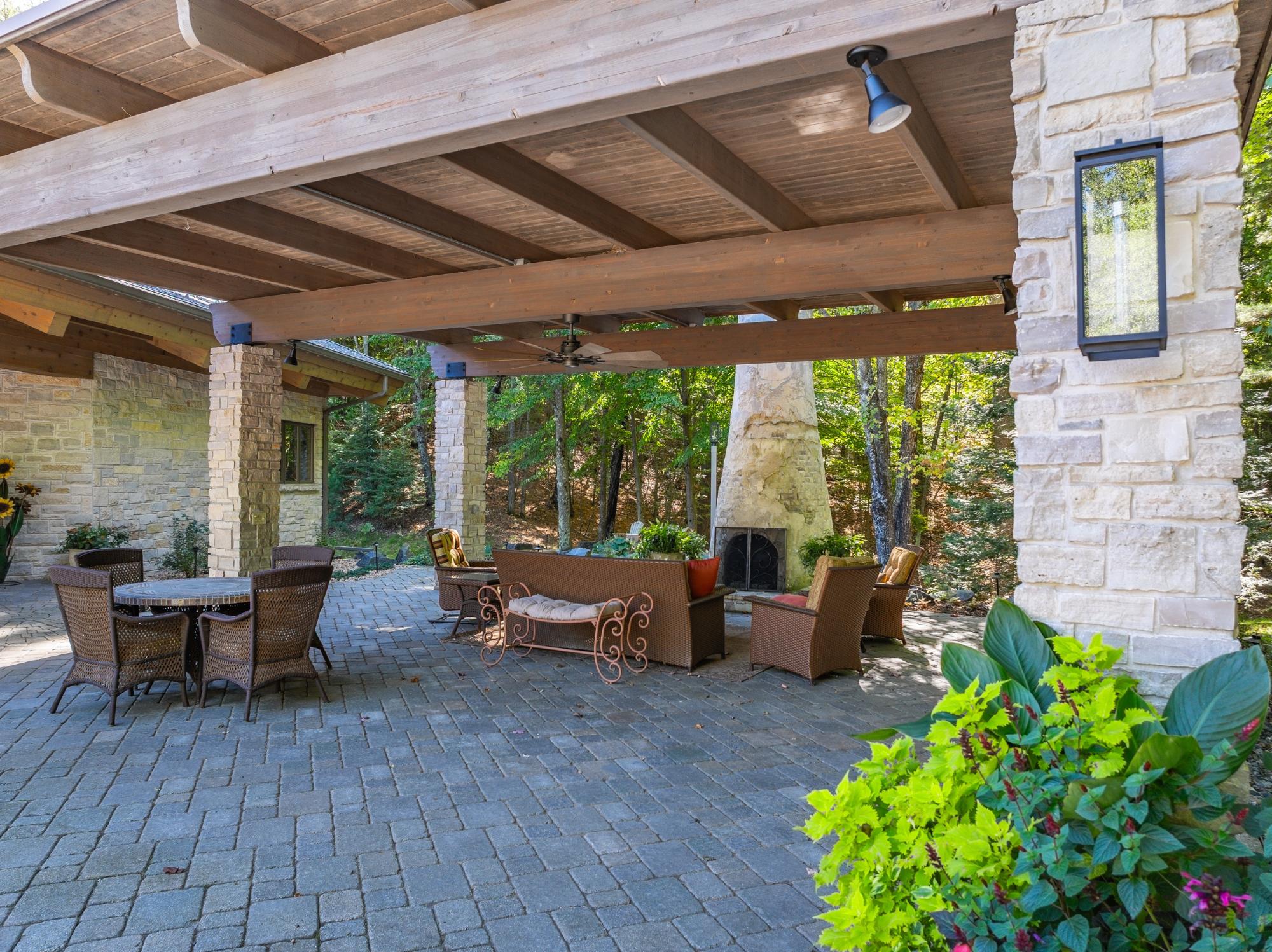 Eagle River, Wisconsin, 54521, United States, 6 Bedrooms Bedrooms, ,7 BathroomsBathrooms,Residential,Active,1953265