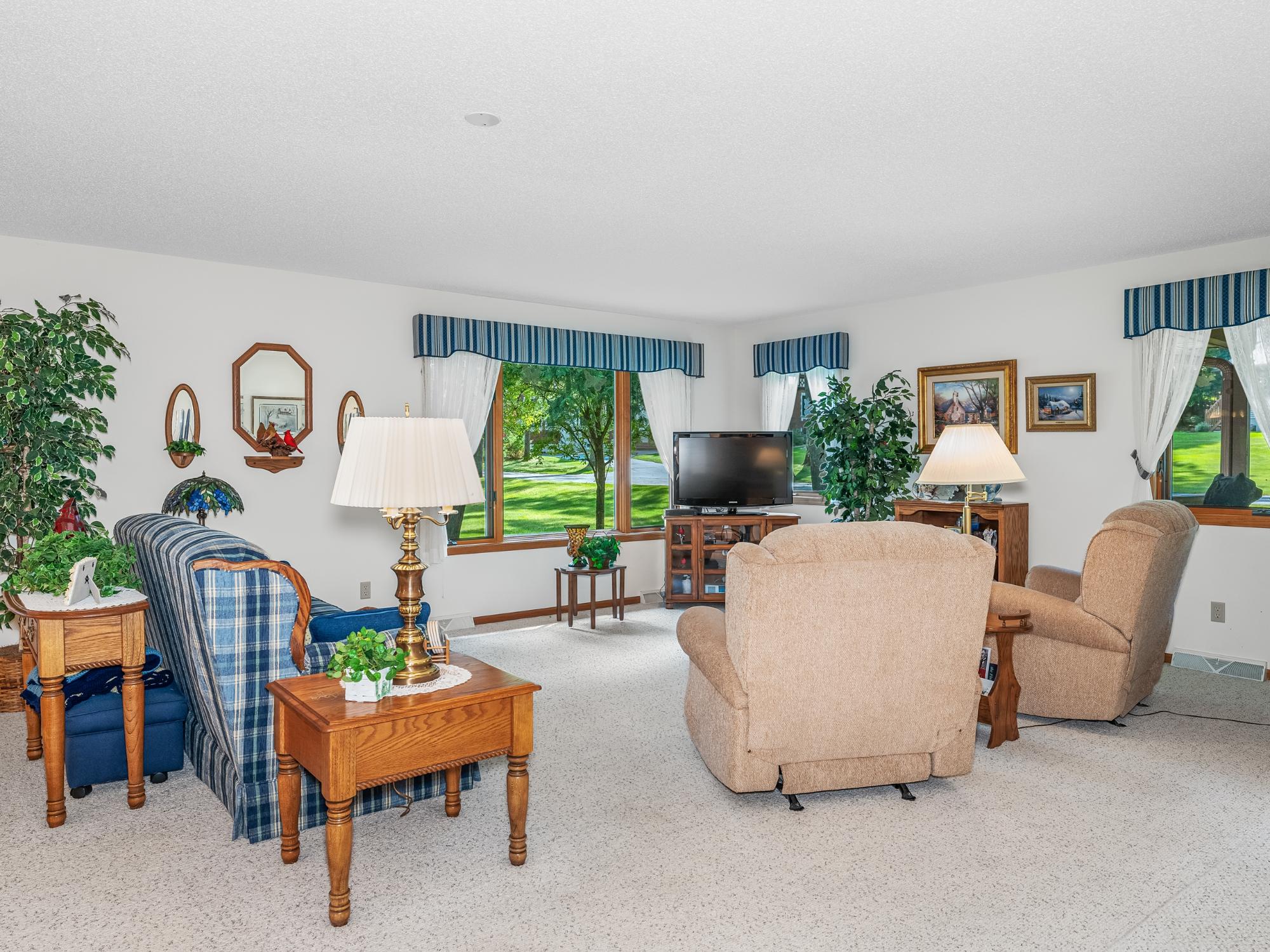 Eagle River, Wisconsin, 54521, United States, 4 Bedrooms Bedrooms, ,5 BathroomsBathrooms,Residential,Active,1952073