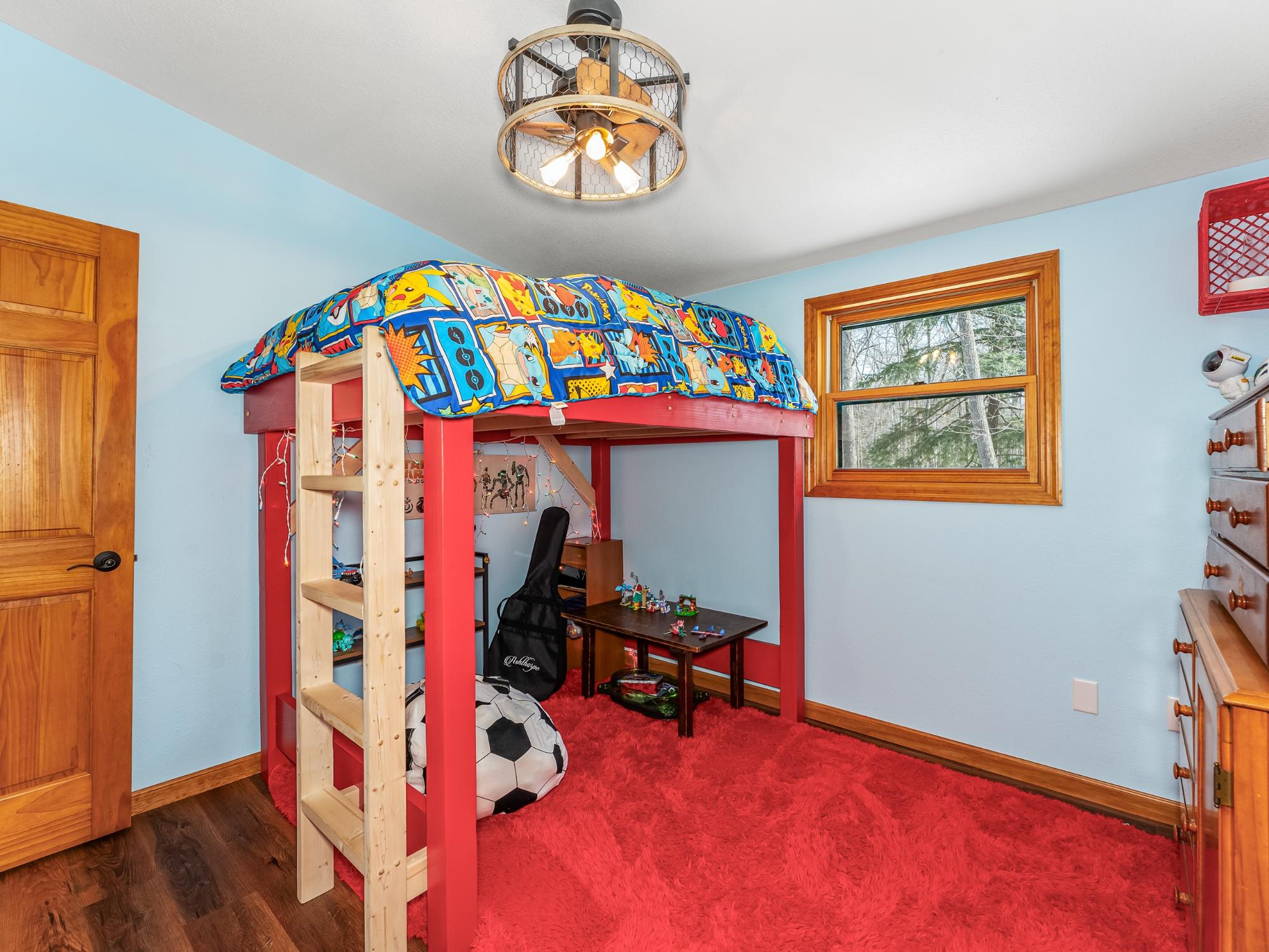 Eagle River, Wisconsin, 54521, United States, 4 Bedrooms Bedrooms, ,4 BathroomsBathrooms,Residential,Active,1899215