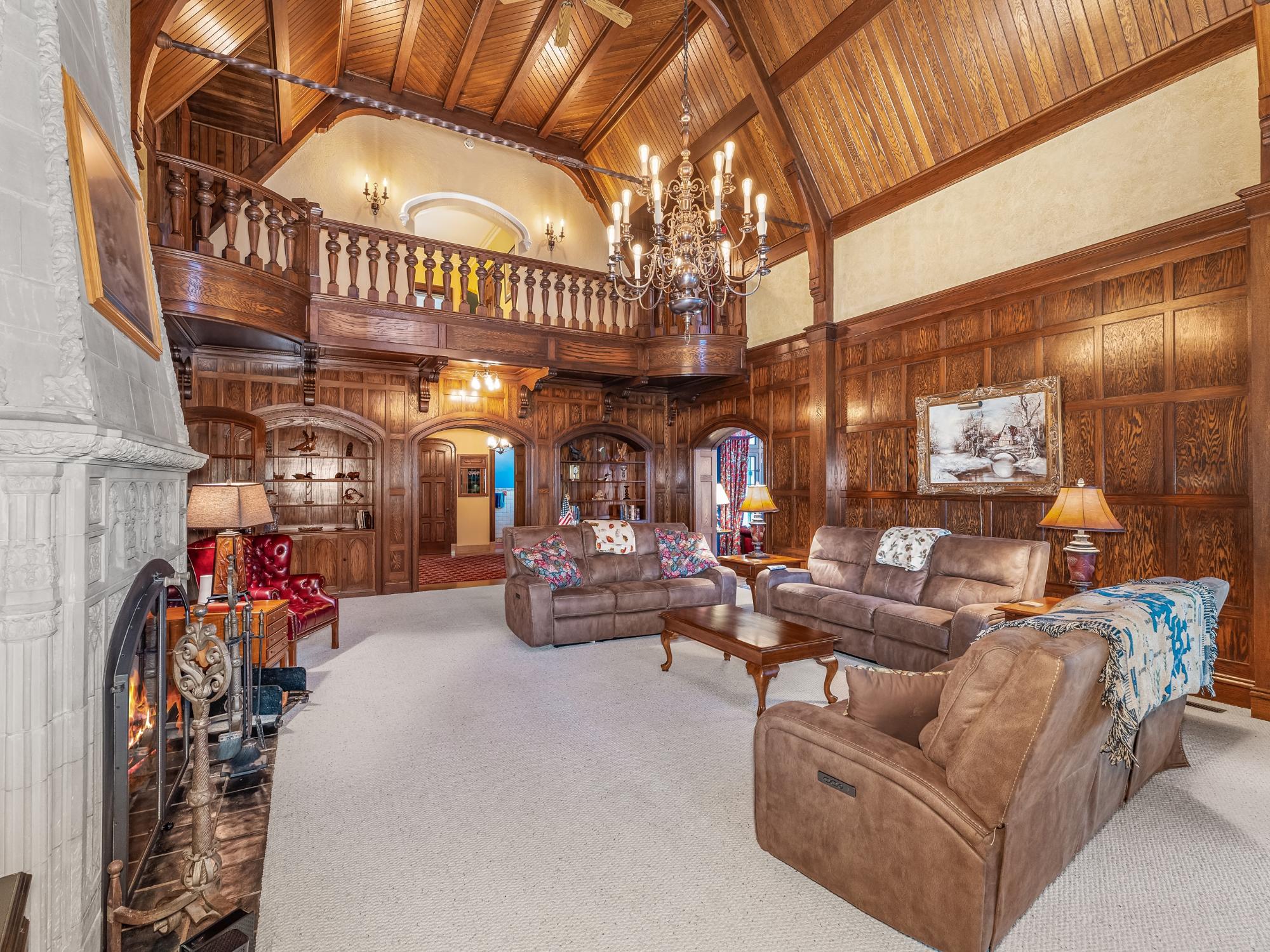 Eagle River, Wisconsin, 54521, United States, 4 Bedrooms Bedrooms, ,5 BathroomsBathrooms,Residential,Active,1952073