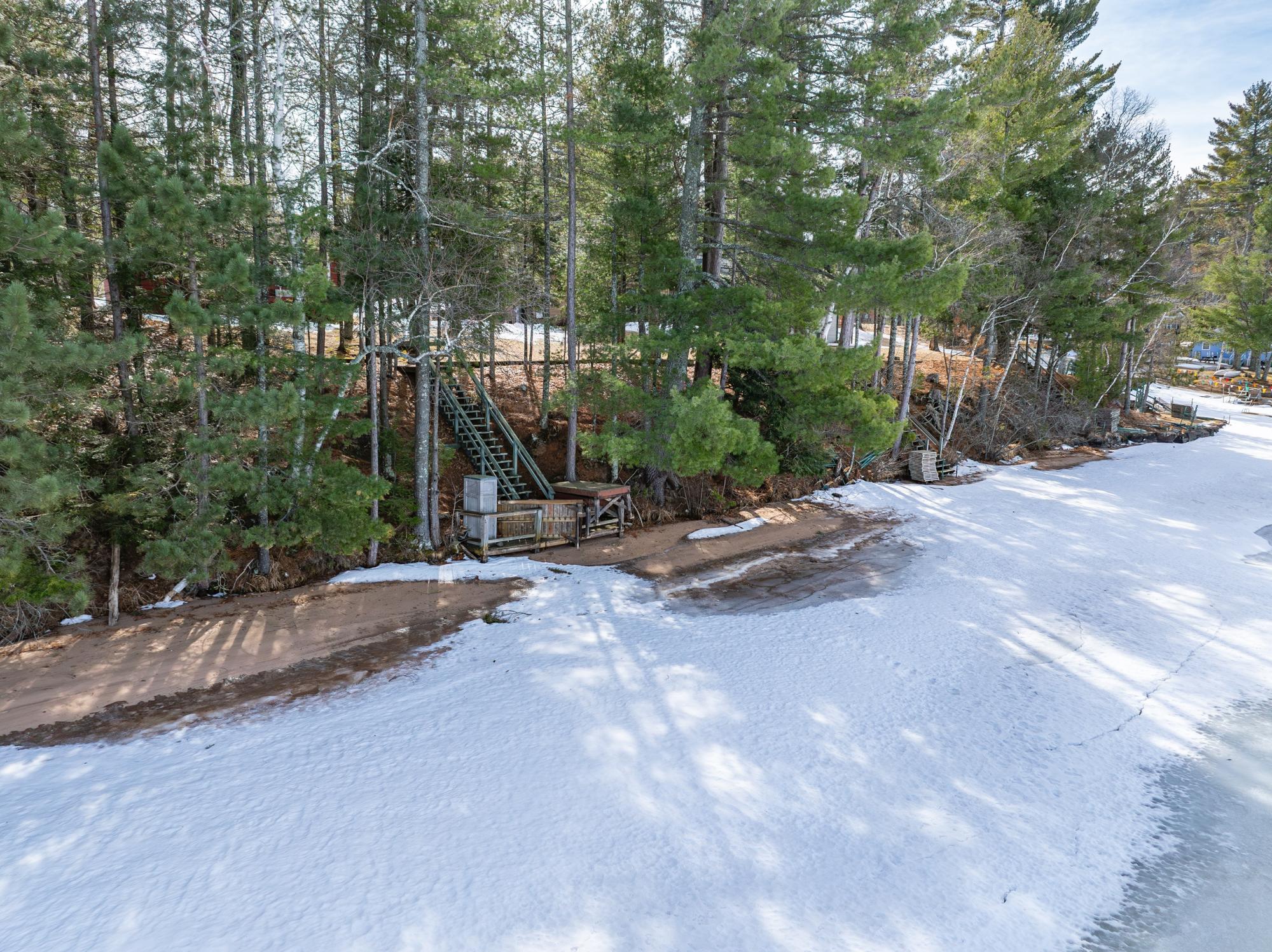 Eagle River, Wisconsin, 54521, United States, 4 Bedrooms Bedrooms, ,4 BathroomsBathrooms,Residential,Active,1899215