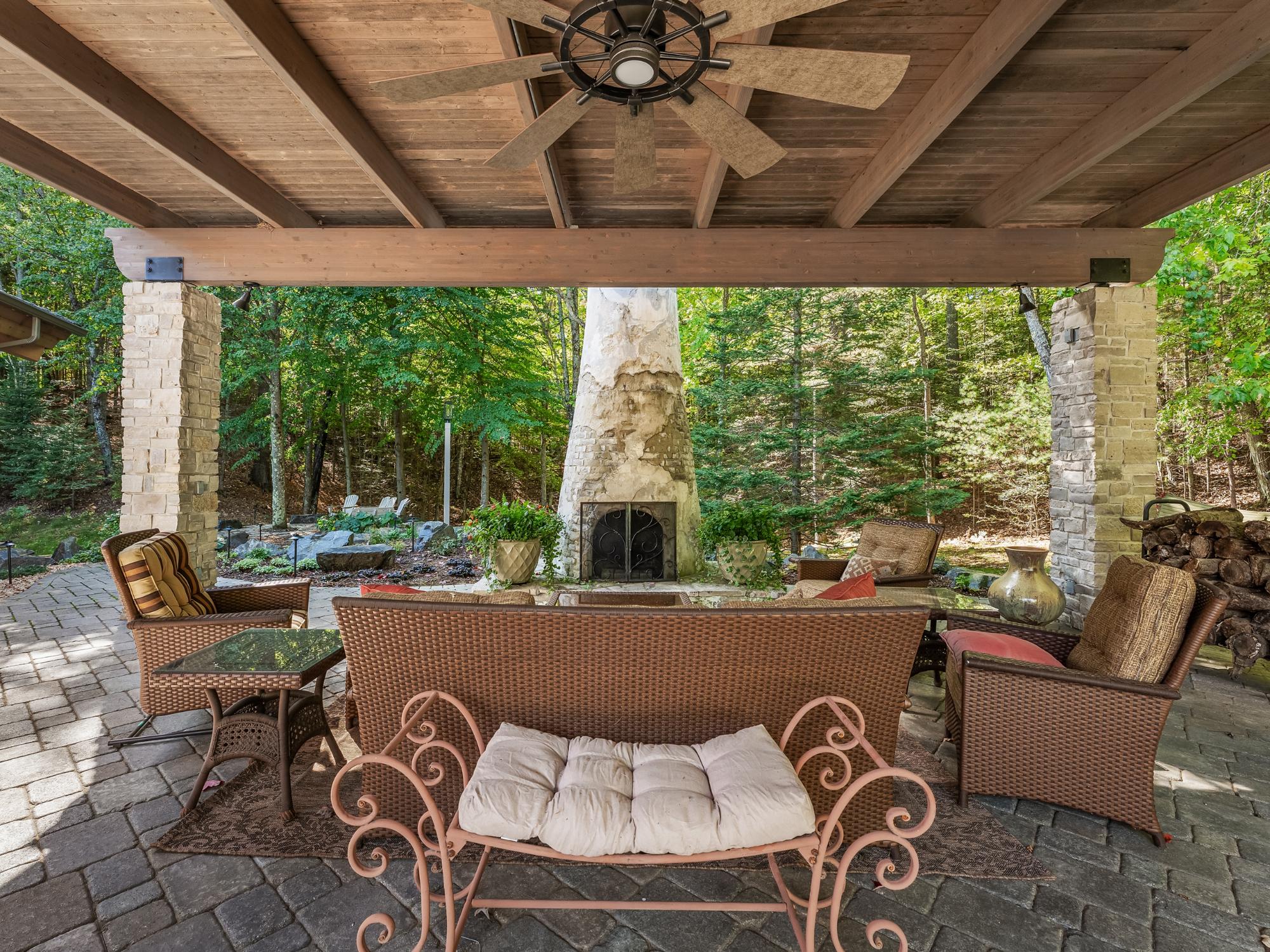 Eagle River, Wisconsin, 54521, United States, 6 Bedrooms Bedrooms, ,7 BathroomsBathrooms,Residential,Active,1953265