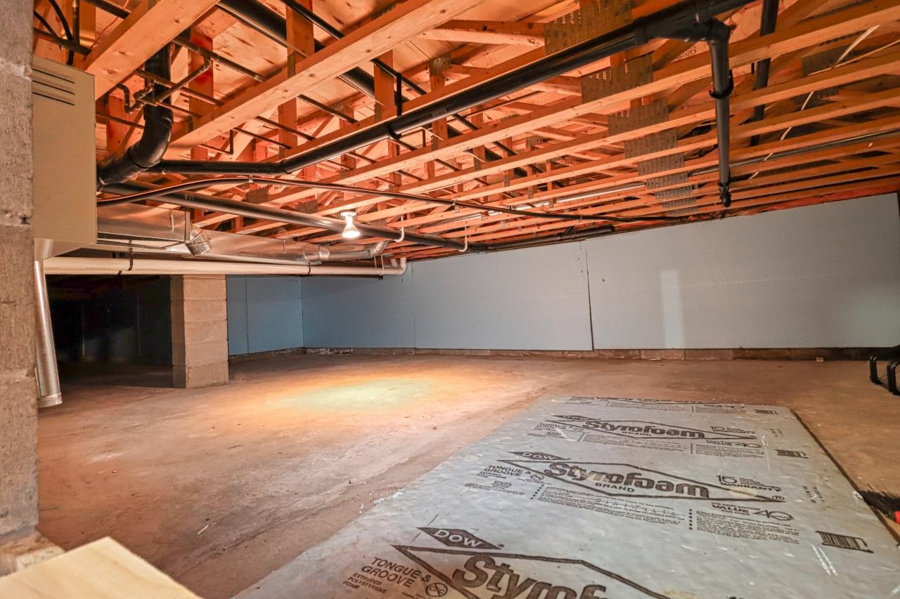 Manitowish Waters, Wisconsin, 54545, United States, 4 Bedrooms Bedrooms, ,5 BathroomsBathrooms,Residential,Active,1973556