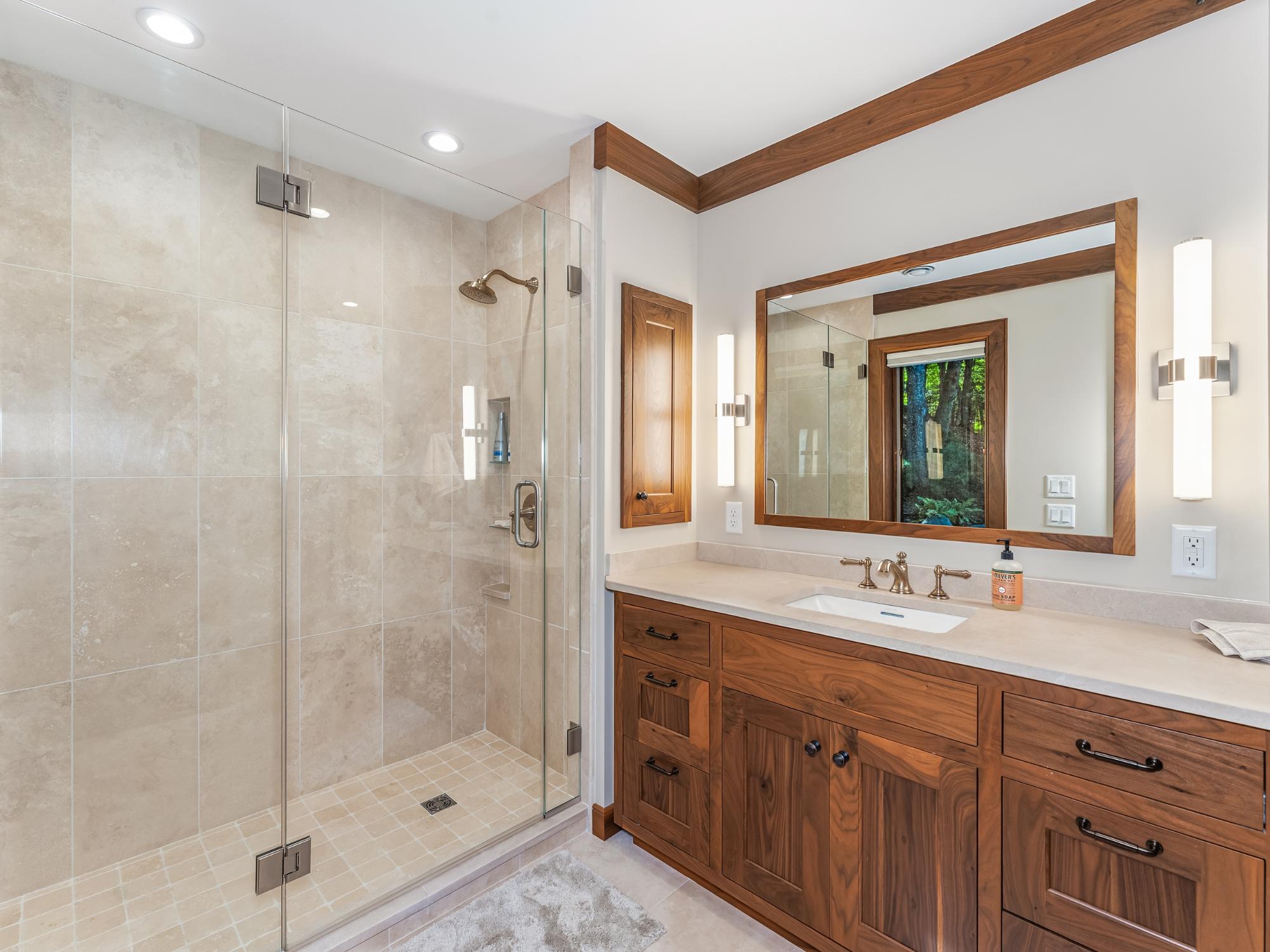 Eagle River, Wisconsin, 54521, United States, 6 Bedrooms Bedrooms, ,7 BathroomsBathrooms,Residential,Active,1953265