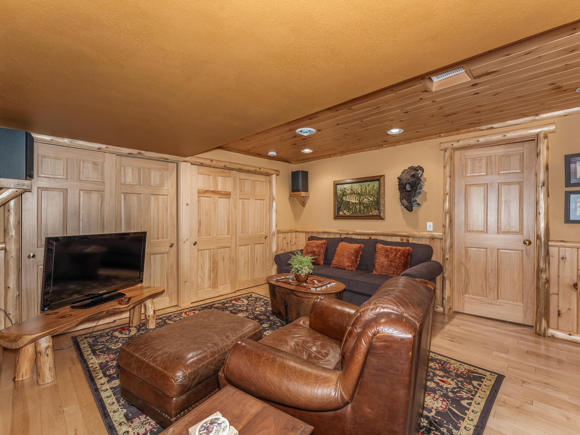 Manitowish Waters, Wisconsin, 54545, United States, 4 Bedrooms Bedrooms, ,5 BathroomsBathrooms,Residential,Active,1973556