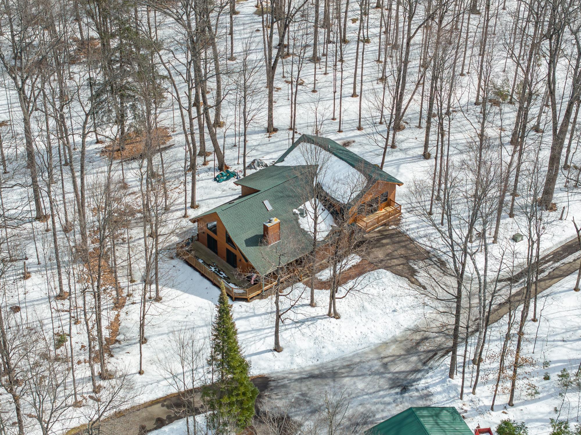 Eagle River, Wisconsin, 54521, United States, 4 Bedrooms Bedrooms, ,4 BathroomsBathrooms,Residential,Active,1899215