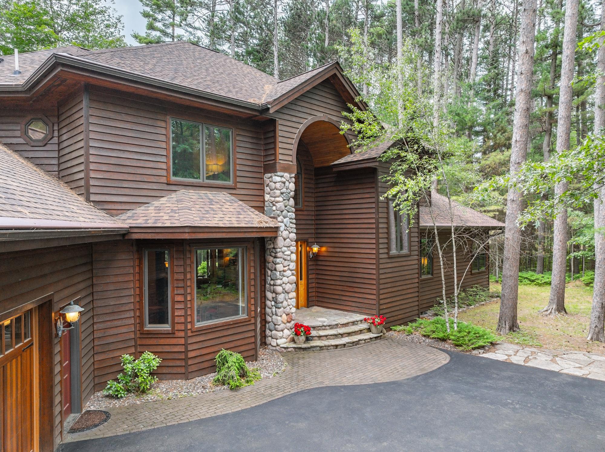 Manitowish Waters, Wisconsin, 54545, United States, 4 Bedrooms Bedrooms, ,5 BathroomsBathrooms,Residential,Active,1973556