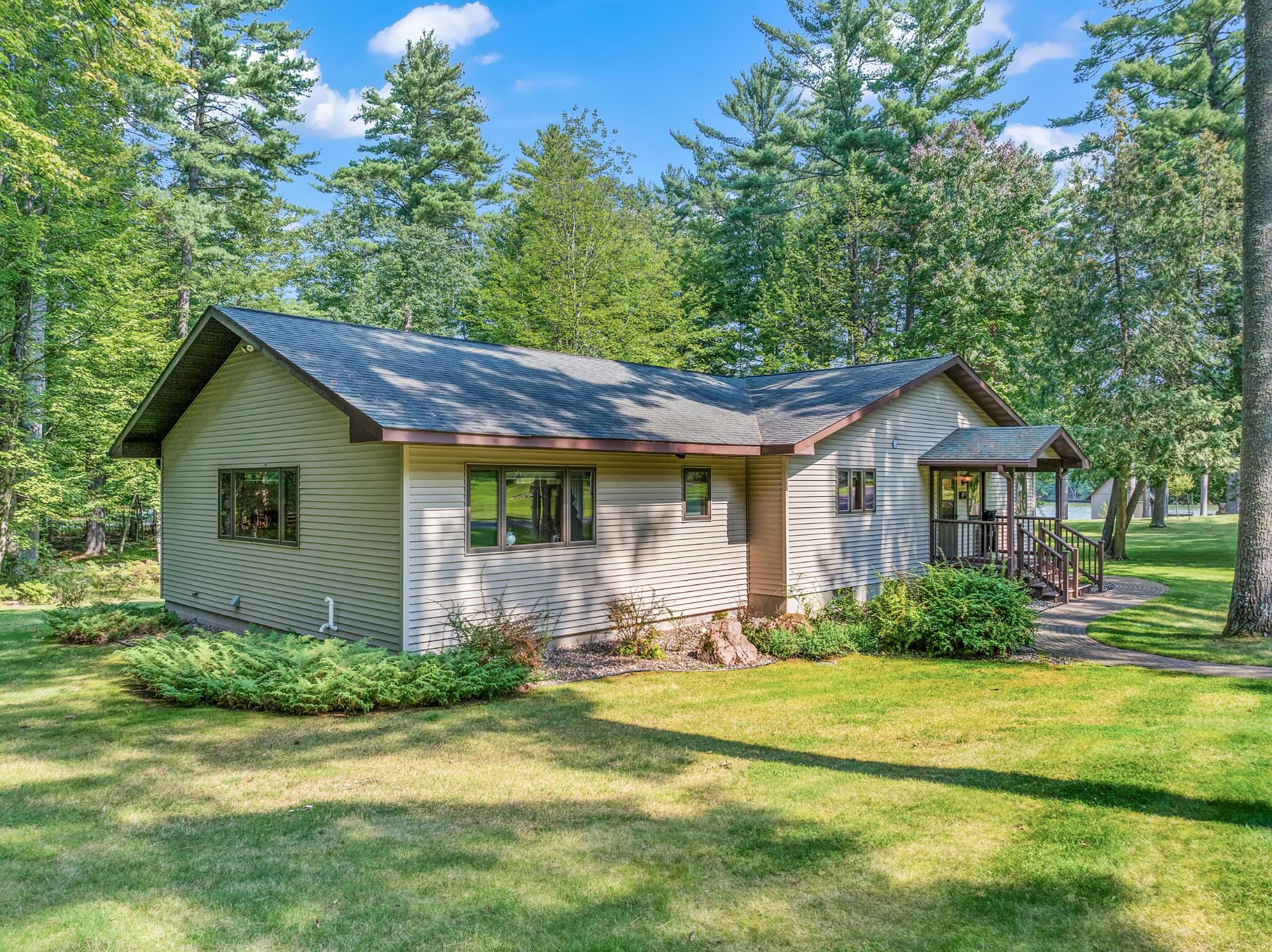 Eagle River, Wisconsin, 54521, United States, 4 Bedrooms Bedrooms, ,5 BathroomsBathrooms,Residential,Active,1952073