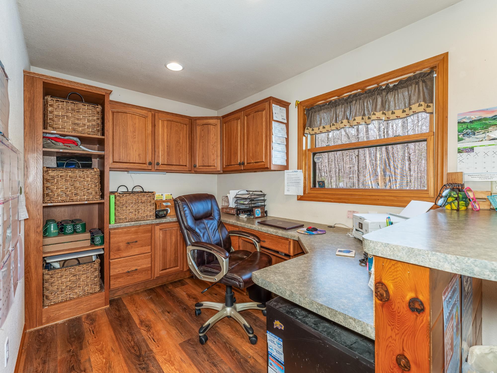 Eagle River, Wisconsin, 54521, United States, 4 Bedrooms Bedrooms, ,4 BathroomsBathrooms,Residential,Active,1899215