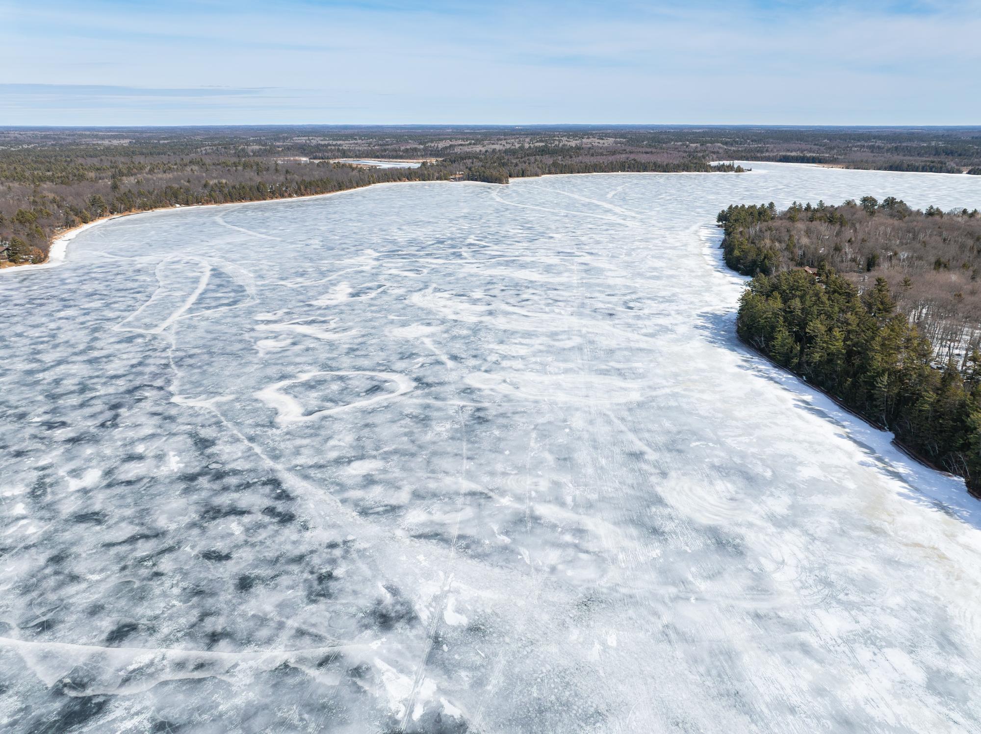 Eagle River, Wisconsin, 54521, United States, 4 Bedrooms Bedrooms, ,4 BathroomsBathrooms,Residential,Active,1899215