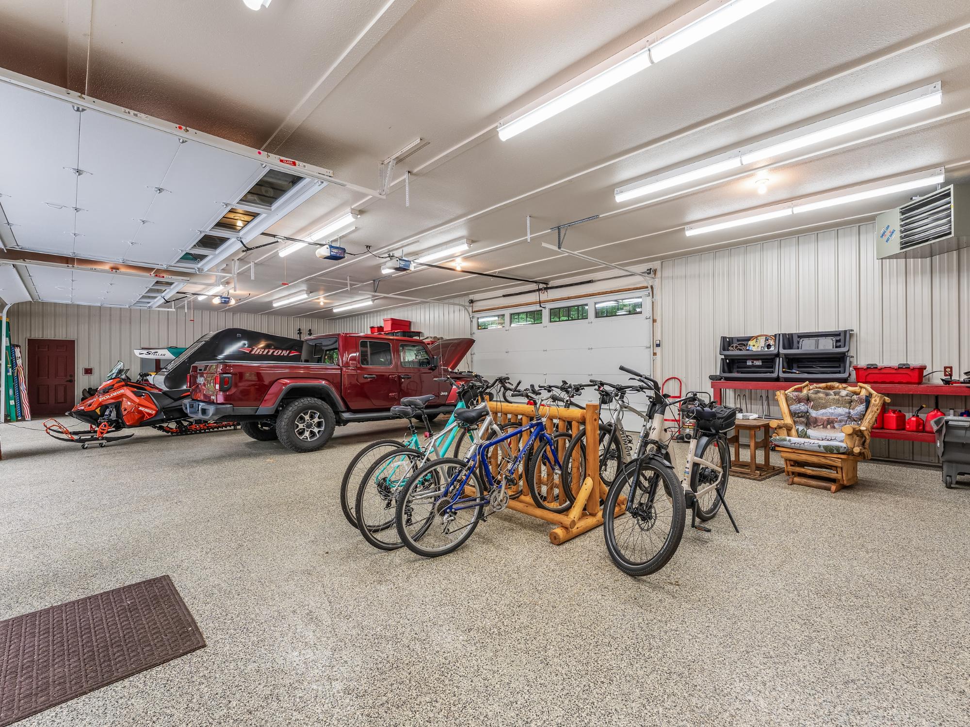 Manitowish Waters, Wisconsin, 54545, United States, 4 Bedrooms Bedrooms, ,5 BathroomsBathrooms,Residential,Active,1973556