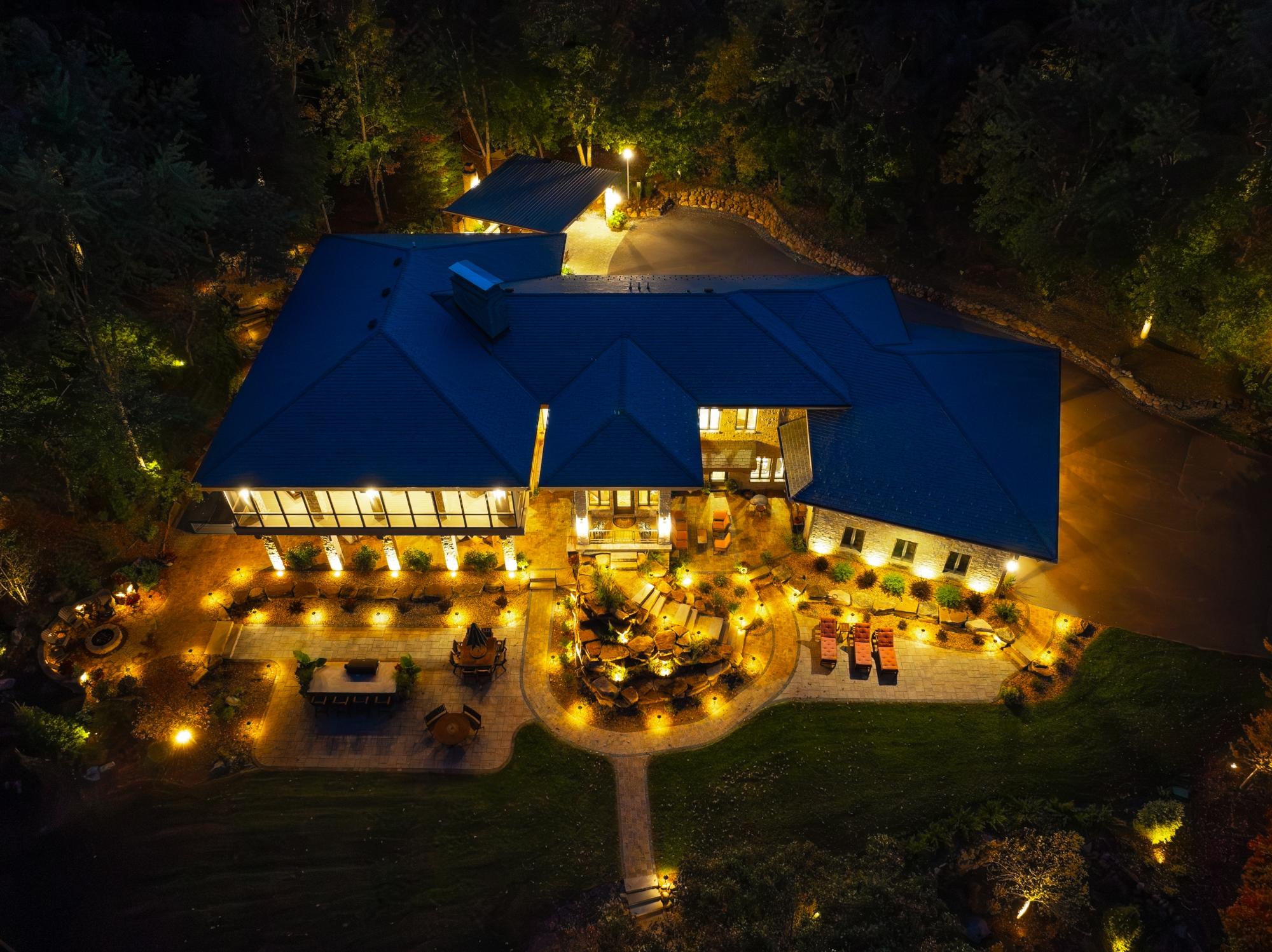Eagle River, Wisconsin, 54521, United States, 6 Bedrooms Bedrooms, ,7 BathroomsBathrooms,Residential,Active,1953265