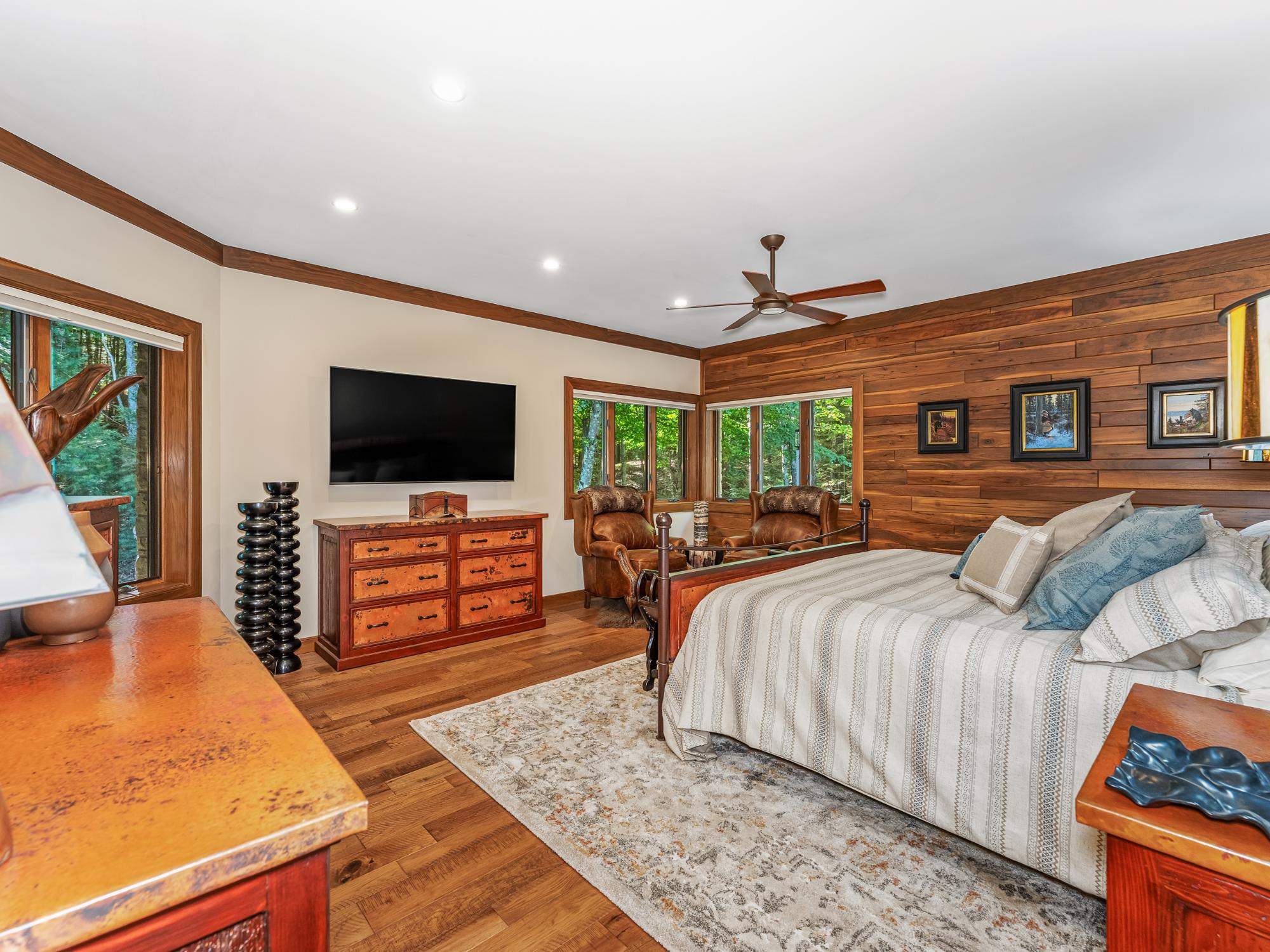 Eagle River, Wisconsin, 54521, United States, 6 Bedrooms Bedrooms, ,7 BathroomsBathrooms,Residential,Active,1953265
