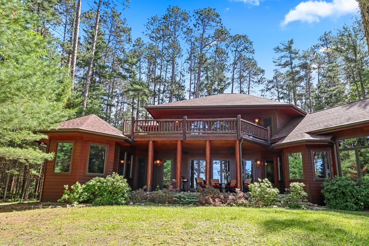 Manitowish Waters, Wisconsin, 54545, United States, 4 Bedrooms Bedrooms, ,5 BathroomsBathrooms,Residential,Active,1973556