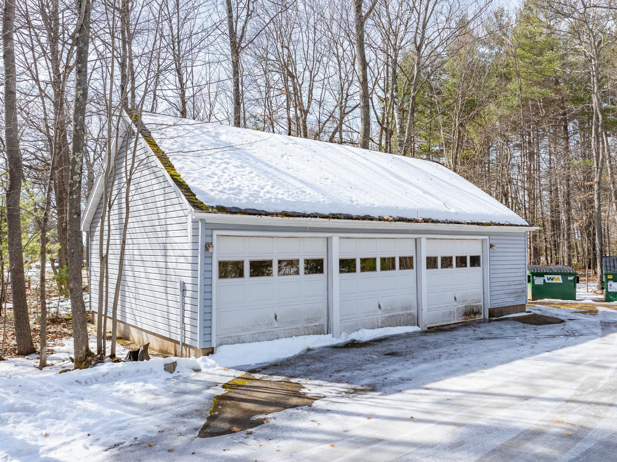 Eagle River, Wisconsin, 54521, United States, 4 Bedrooms Bedrooms, ,4 BathroomsBathrooms,Residential,Active,1899215