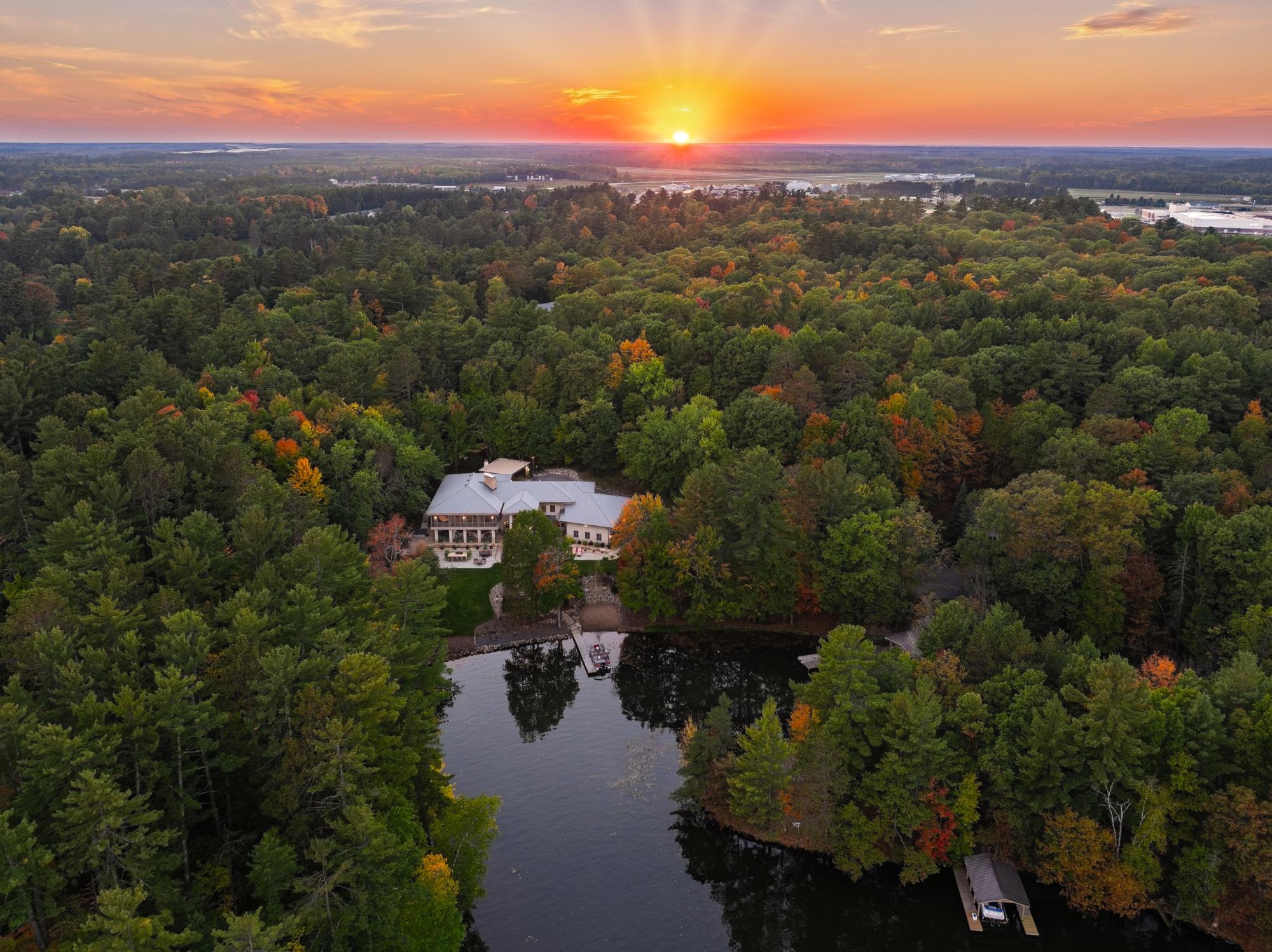 Eagle River, Wisconsin, 54521, United States, 6 Bedrooms Bedrooms, ,7 BathroomsBathrooms,Residential,Active,1953265